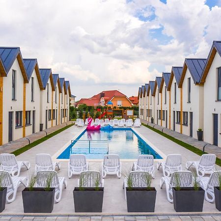 רבאל Amber Resort מראה חיצוני תמונה